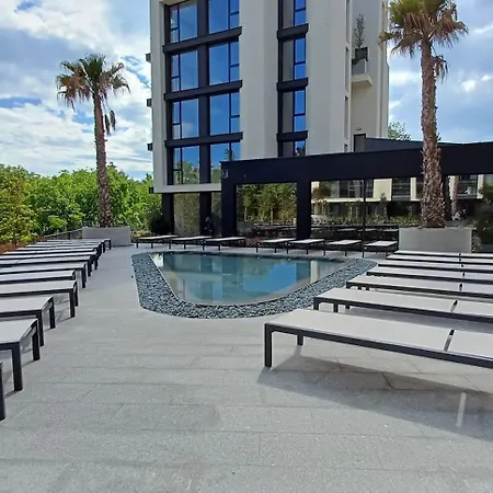 Apartment Marine Deluxe Saints Constantine and Helena