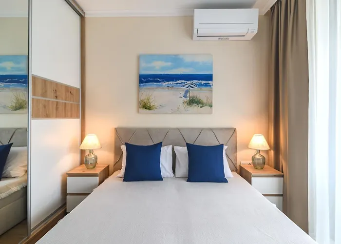 Marine Deluxe Sweti Konstantin i Sweta Elena